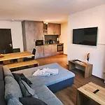 Rainer 3*
